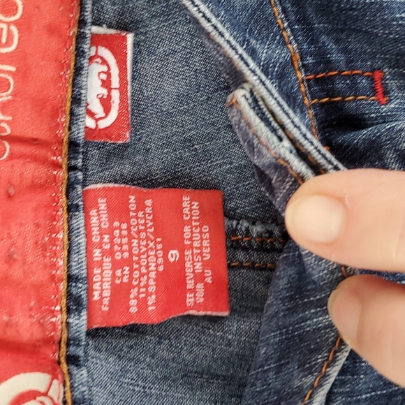 All jeans 2/$20🫦Eckored stretch lower rise flare jeans. Sz 9 perfect condition! - Picture 6 of 15